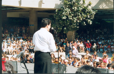 en concert le 1 juin 2002-1.jpg