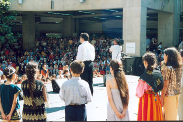 en concert le 1 juin 2002-2.jpg