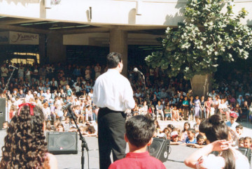 en concert le 1 juin 2002-3.jpg